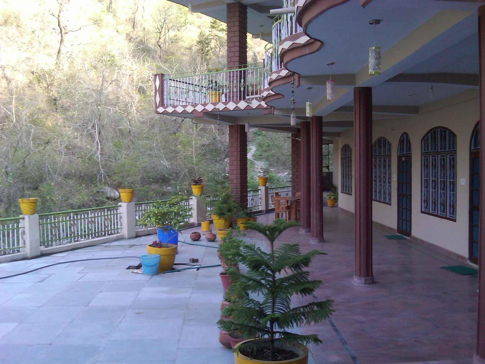 Hotel Rishikesh Sadan A Yoga & Spritual Retreat Tapovan Exterior foto
